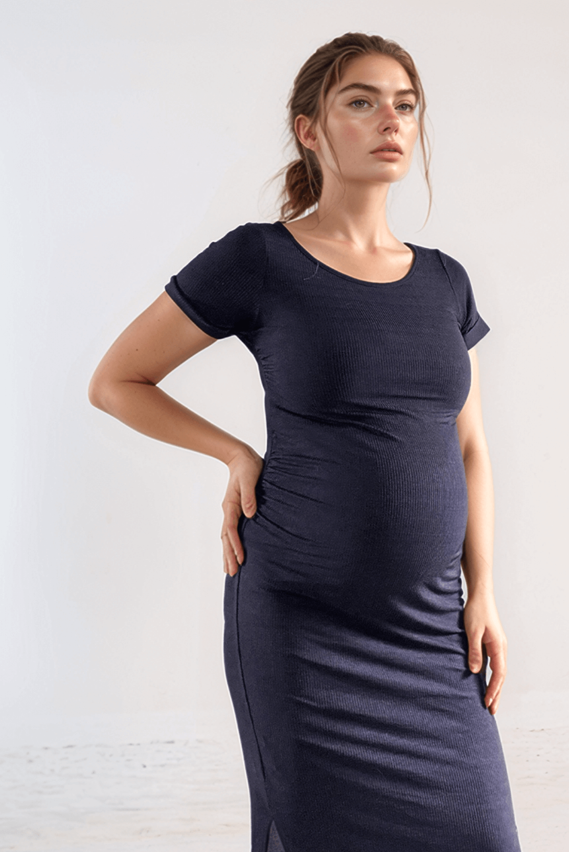 How to dress smartly for the office when pregnant and how to hide a bump at work when pregnant