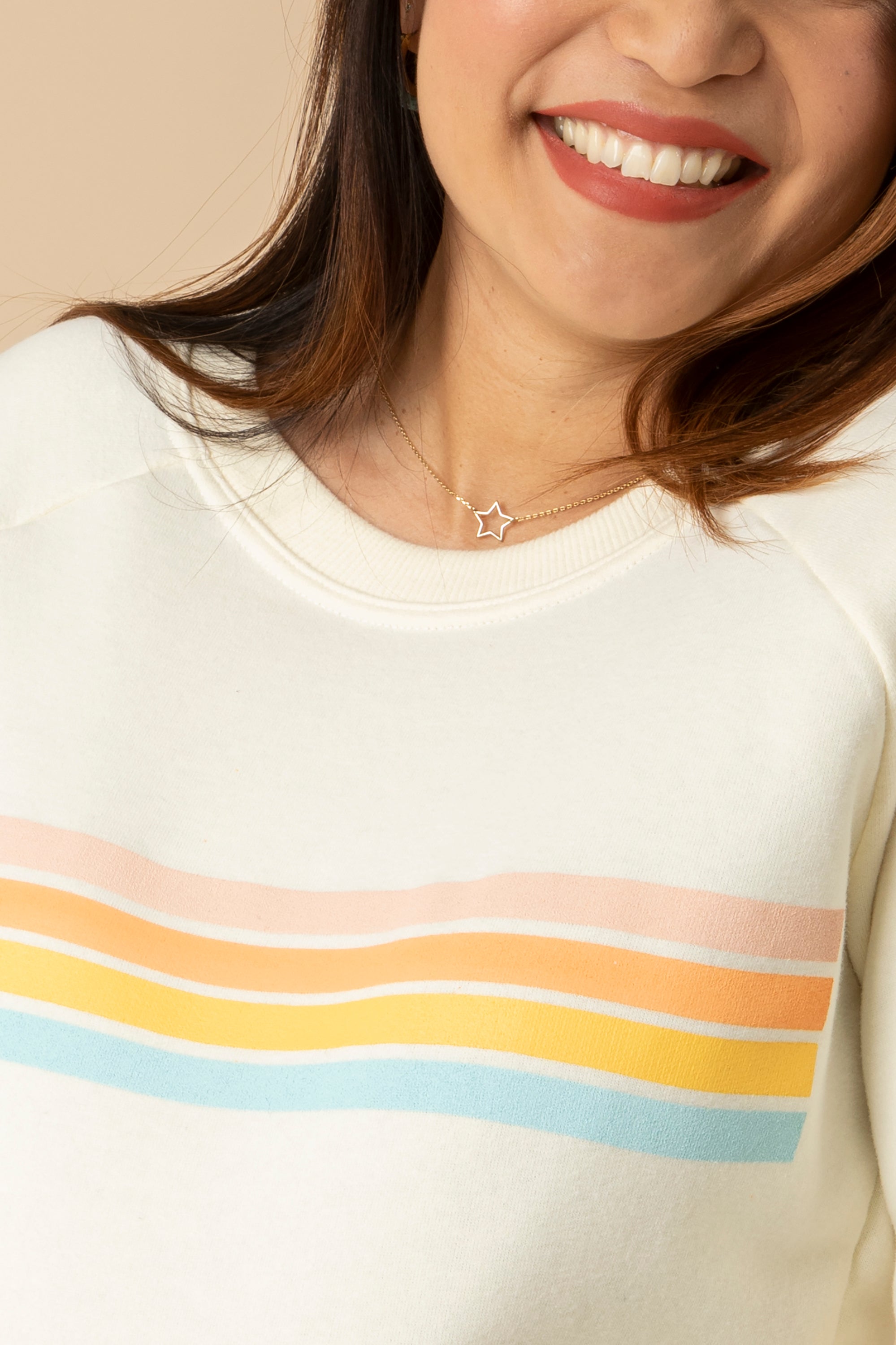 Super cosy maternity sweatshirt in pastel stripes to brighten up and add a little luxury to your pregnancy wardrobe. Relaxed-fit to elevate your everyday maternity loungewear in lightweight cotton fabric. 